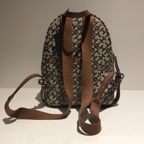 Tommy Hilfiger Casual Backpack Bag Brand New w/ Tags - Picture 3 of 7